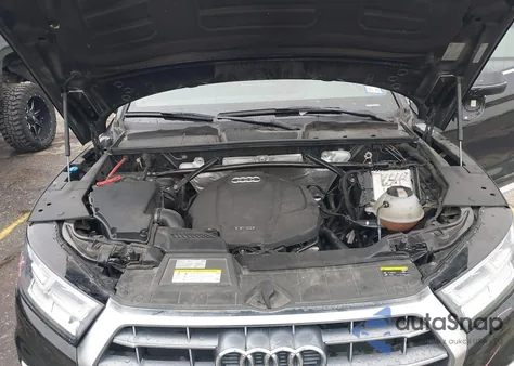 2018 Audi Q5 2.0T Premium/2.0T Tech Premium z USA, uszkodzony, nr VIN WA1BNAFY9J2213199